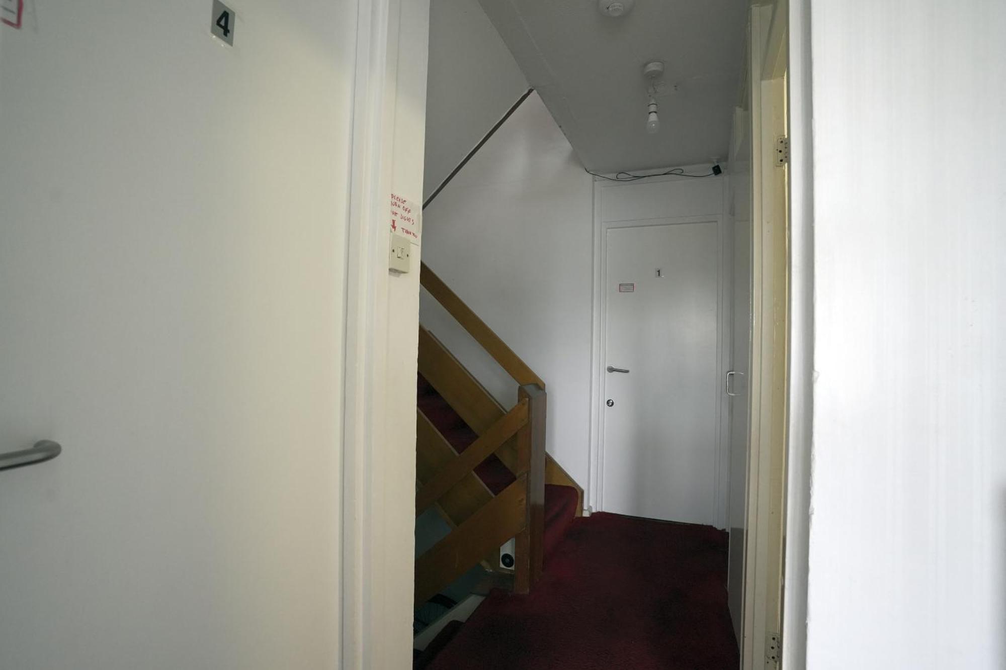 Double Room In Private Apartment London Eksteriør billede